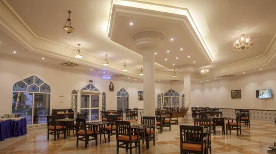 Job for Waiter in Samharam Resorts in Salalah